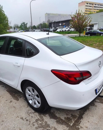 Opel Astra cena 42000 przebieg: 55500, rok produkcji 2018 z Żory małe 37